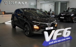 Diện kiến Vinfast VF 6 trước ngày bàn giao: VF 6 Base và VF 6 Plus khác nhau như thế nào?